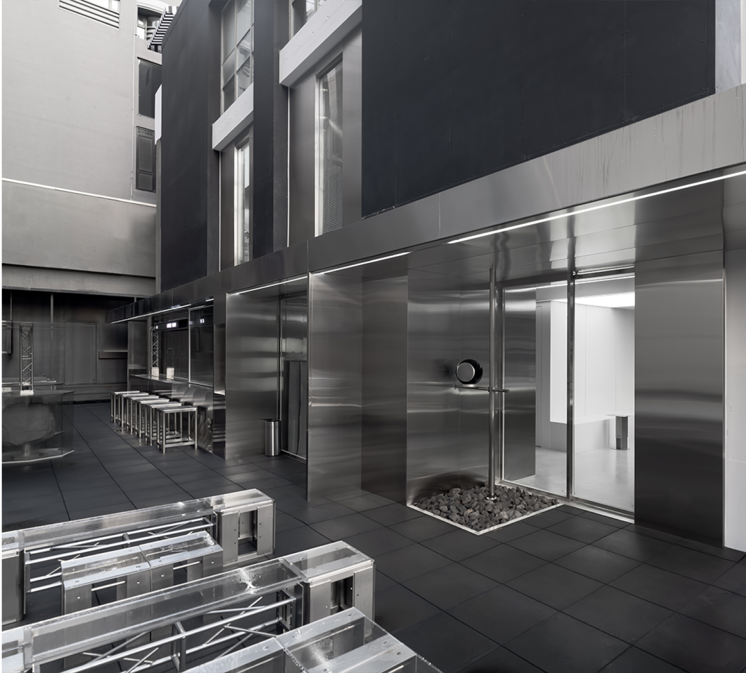 AmredLiftingCenter.key center image