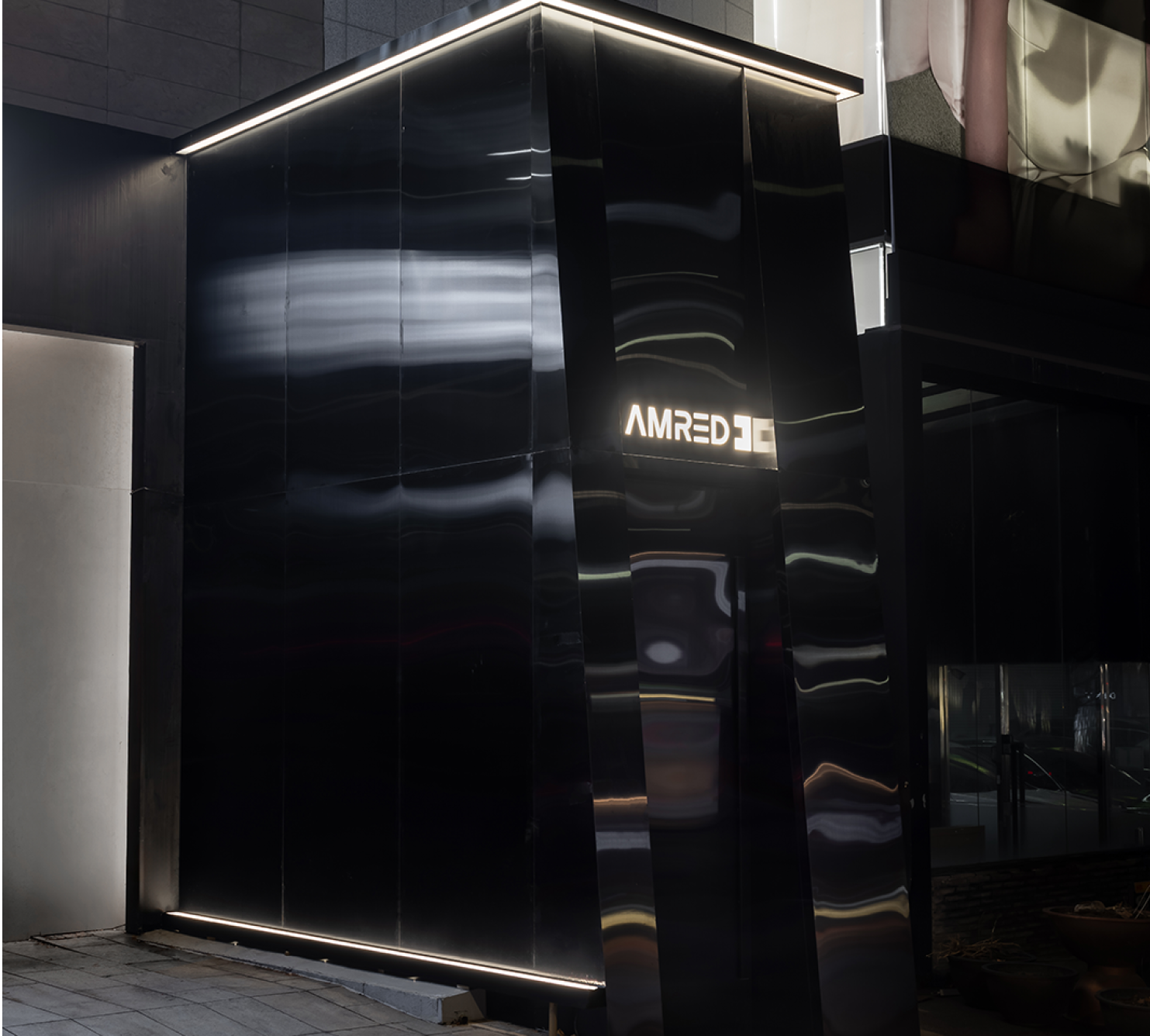 AmredXY.key center image